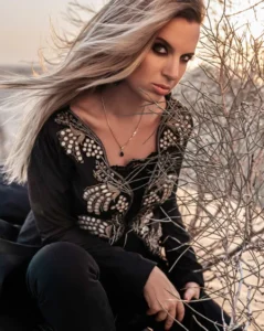 stylish-dubai-desert-lady-portrait-db1d3523-239x300 Top Photographers in Dubai: Capturing the City's Vibrant Essence