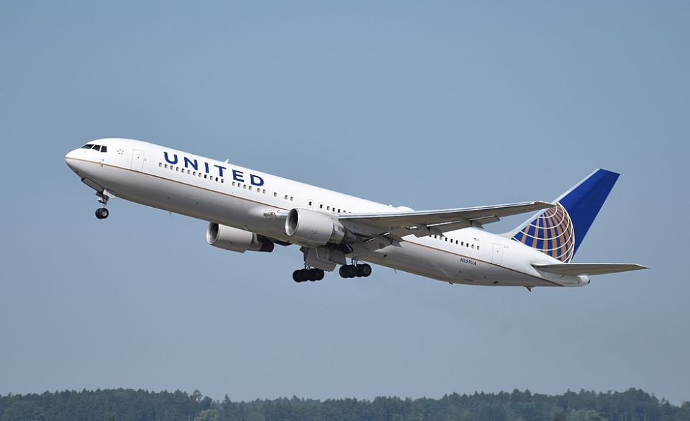 United airlines flight ua770 emergency diversion