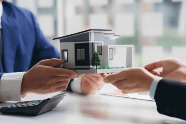 ellendewittrealestate.com