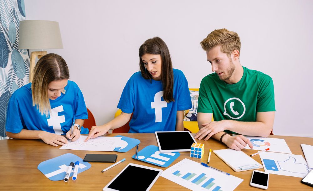 social stats www.bouncemediagroup.com