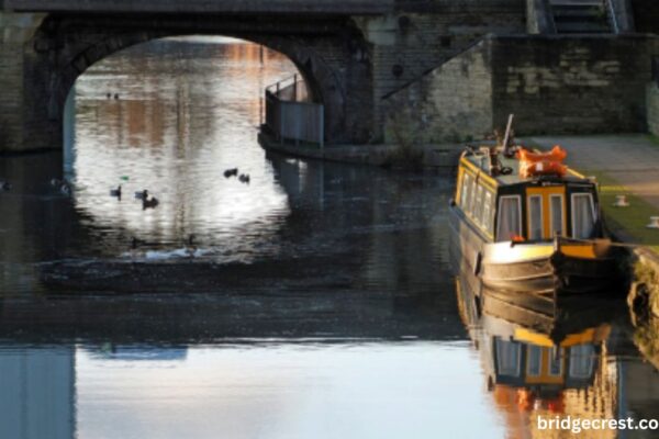 Apartments in Brighouse